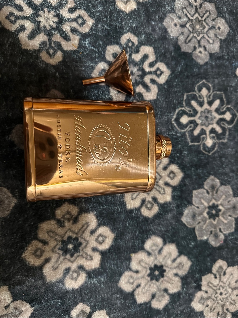 TITO'S Handmade Vodka COPPER
FLASK Austin Texas